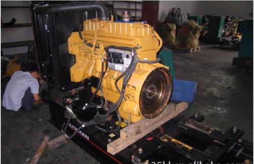 迪庆柴油发电机维修_COPY